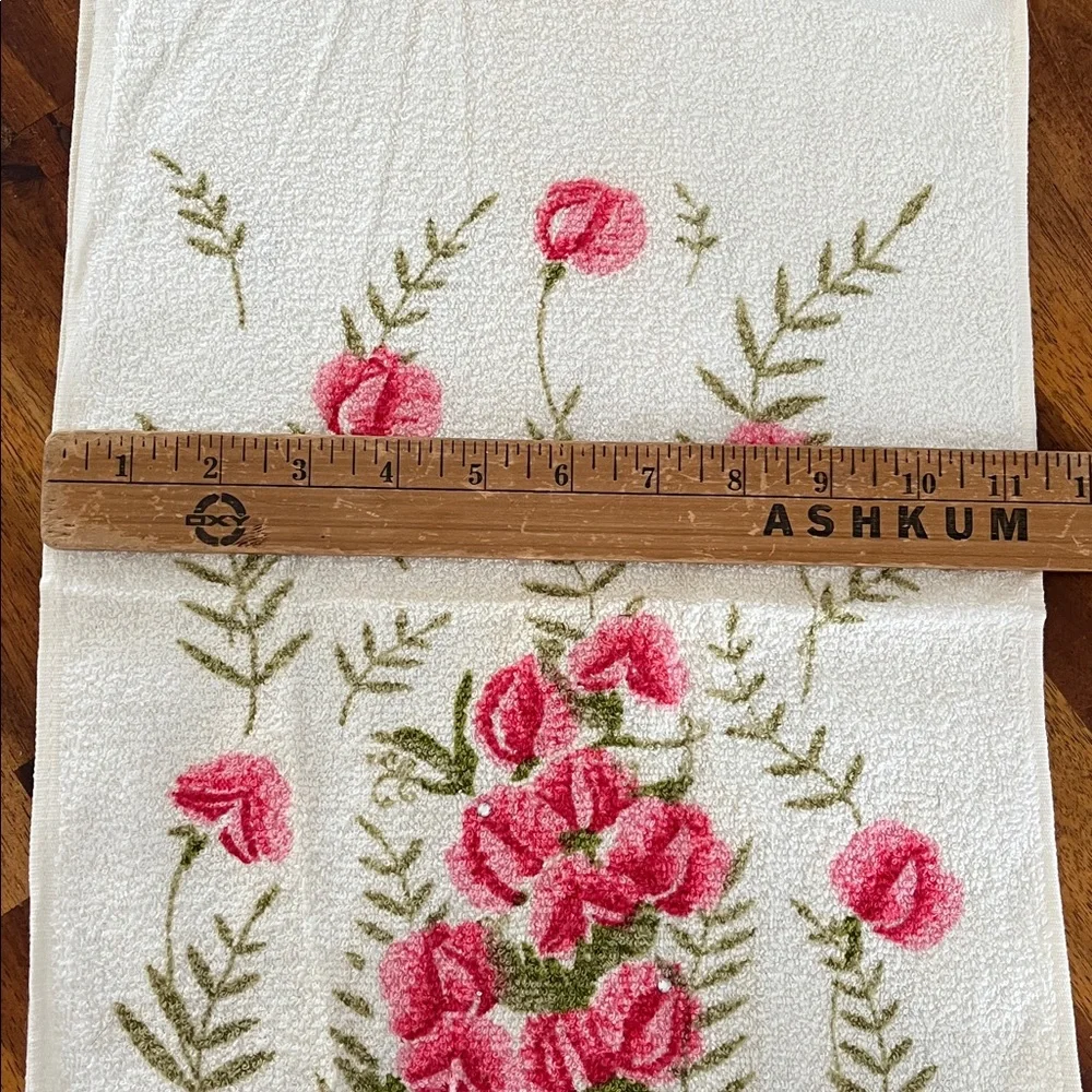 2 Vtg Royal Terry Of California Hand Towels Pink Roses & Rhinestones MCM Floral